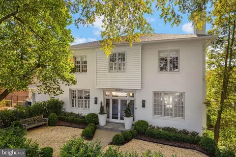 5224 Loughboro Rd NW, Washington, DC 20016