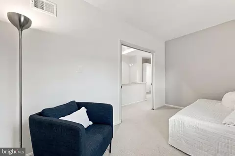 Bedroom - 616 Pickford Pl NE, Washington, DC 20002 photo 3 of 5