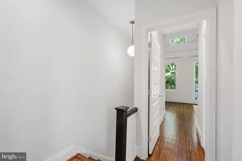 Entry Way - 117 3rd St NE, Washington, DC 20002 photo 4 of 7