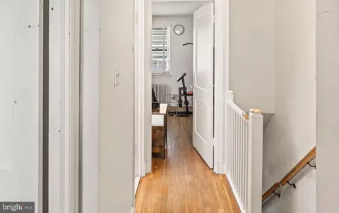 Entry Way - 430 19th St NE, Washington, DC 20002 photo 5 of 5
