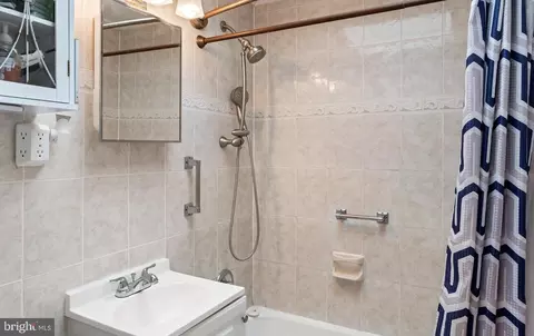 Bath - 430 19th St NE, Washington, DC 20002 photo 1 of 1