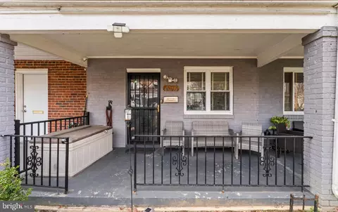 Exterior - 430 19th St NE, Washington, DC 20002 photo 1 of 3