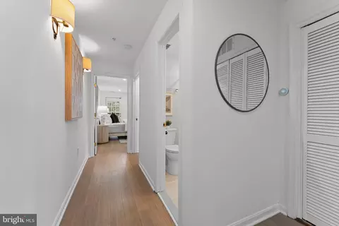 Entry Way - 1907 11th St NW #2, Washington, DC 20001 photo 3 of 3
