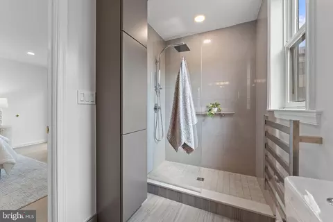 Bath - 1907 11th St NW #2, Washington, DC 20001 photo 1 of 2