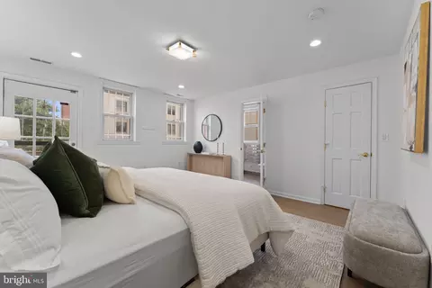 Bedroom - 1907 11th St NW #2, Washington, DC 20001 photo 1 of 8