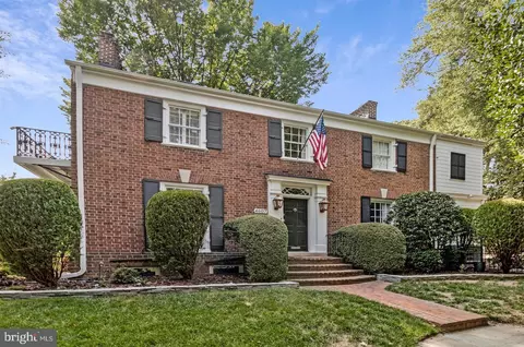 Exterior - 4607 Kenmore Dr NW, Washington, DC 20007 photo 6 of 6