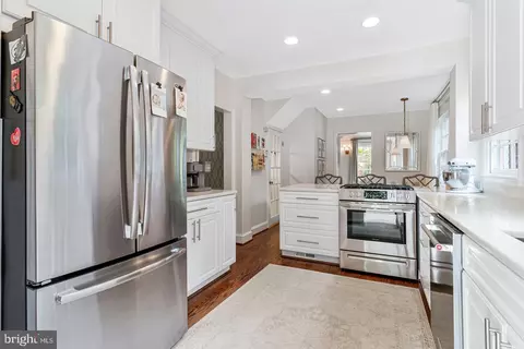 Kitchen - 4607 Kenmore Dr NW, Washington, DC 20007 photo 2 of 6
