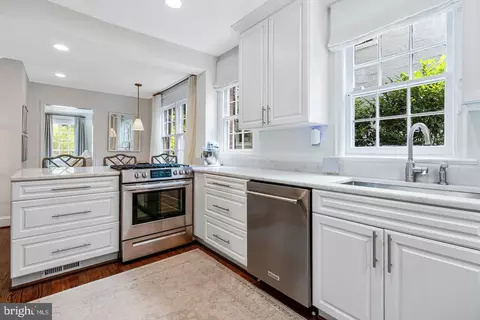 Kitchen - 4607 Kenmore Dr NW, Washington, DC 20007 photo 3 of 6