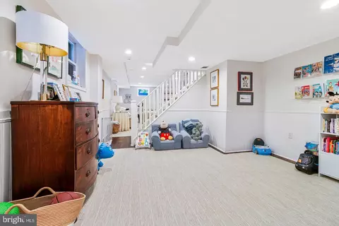 Entry Way - 4607 Kenmore Dr NW, Washington, DC 20007 photo 3 of 3