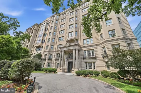 1026 16th St NW #801, Washington, DC 20036