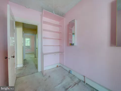 Bedroom - 225 Cromwell Ter NE, Washington, DC 20002 photo 6 of 14