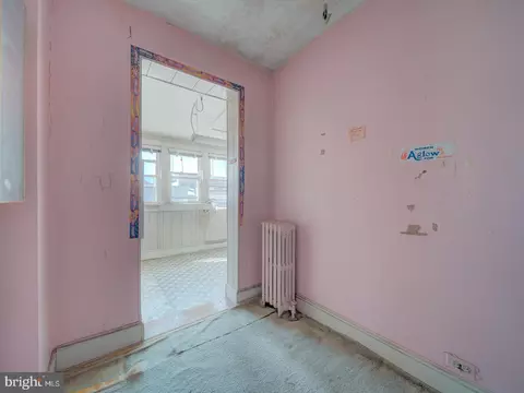 Entry Way - 225 Cromwell Ter NE, Washington, DC 20002 photo 4 of 6