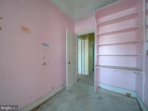 Bedroom - 225 Cromwell Ter NE, Washington, DC 20002 photo 5 of 14