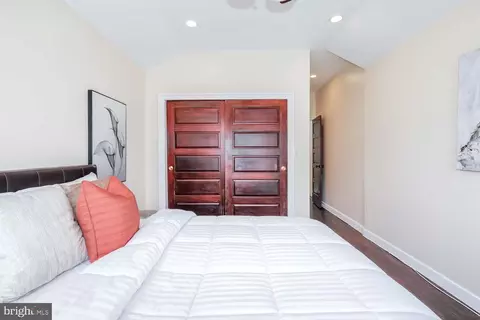Bedroom - 1515 Independence Ave SE, Washington, DC 20003 photo 3 of 6