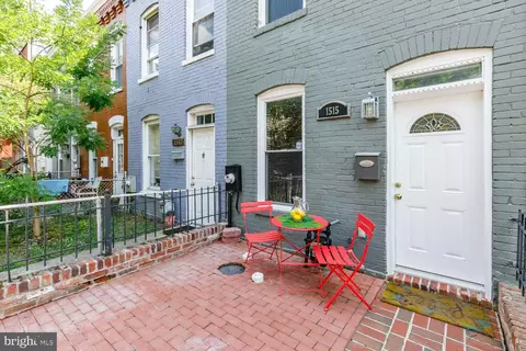 Exterior - 1515 Independence Ave SE, Washington, DC 20003 photo 2 of 5