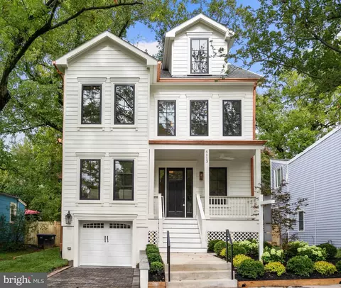 5113 Sherier Pl NW, Washington, DC 20016