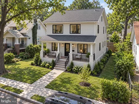 1007 Evarts St NE, Washington, DC 20018