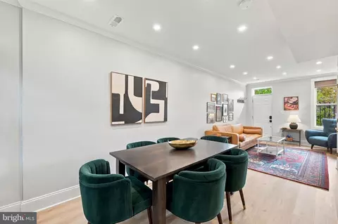 Dining - 515 9th St SE, Washington, DC 20003 photo 1 of 1