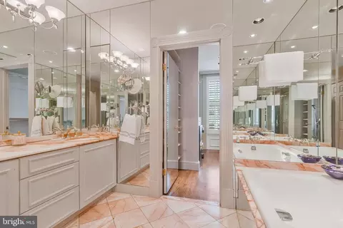 Bath - 3230 Volta Pl NW, Washington, DC 20007 photo 4 of 5