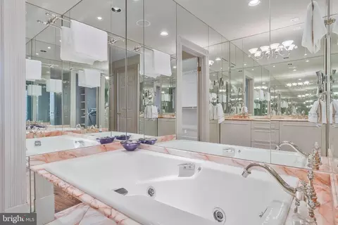 Bath - 3230 Volta Pl NW, Washington, DC 20007 photo 2 of 5