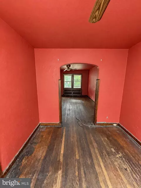 Entry Way - 926 15th St SE, Washington, DC 20003 photo 9 of 9