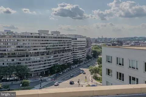 2475 Virginia Ave NW #801/802, Washington, DC 20037