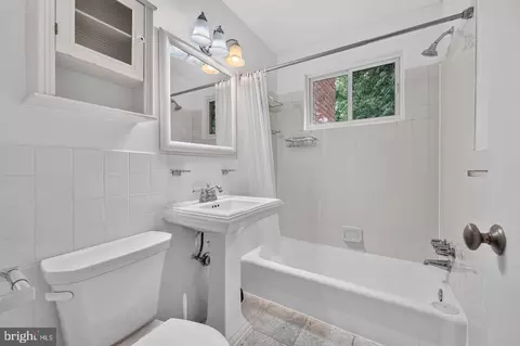 Bath - Undisclosed, Washington, DC 20007 photo 1 of 1