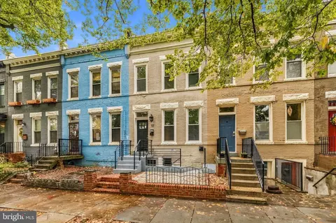 Exterior - 113 15th St SE, Washington, DC 20003 photo 3 of 6