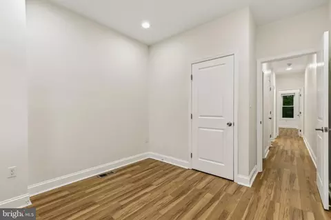 Entry Way - 113 15th St SE, Washington, DC 20003 photo 6 of 7