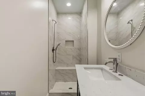 Bath - 113 15th St SE, Washington, DC 20003 photo 2 of 5