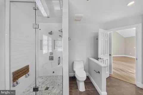 Bath - 5000 Macarthur Ct NW, Washington, DC 20016 photo 1 of 3