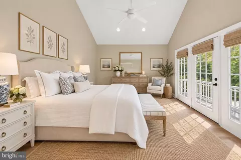 Bedroom - 5000 Macarthur Ct NW, Washington, DC 20016 photo 1 of 9