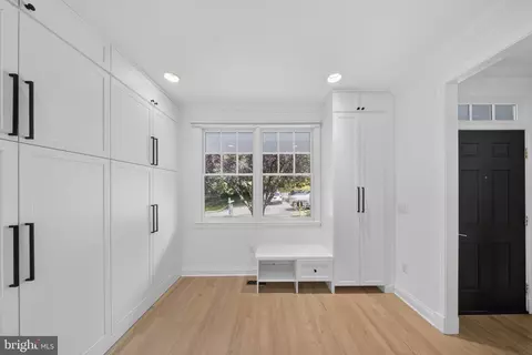 Entry Way - 5000 Macarthur Ct NW, Washington, DC 20016 photo 3 of 10