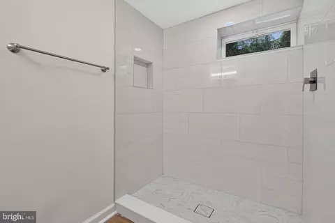 Bath - Undisclosed, Washington, DC 20019 photo 3 of 3