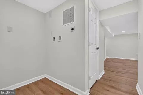 Entry Way - Undisclosed, Washington, DC 20019 photo 4 of 4