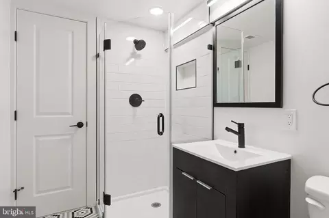 Bath - 1711 Lang Pl NE, Washington, DC 20002 photo 3 of 3