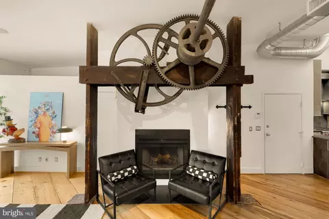 Living - 1737 Johnson Ave NW #D, Washington, DC 20009 photo 1 of 4