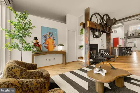 Living - 1737 Johnson Ave NW #D, Washington, DC 20009 photo 4 of 4
