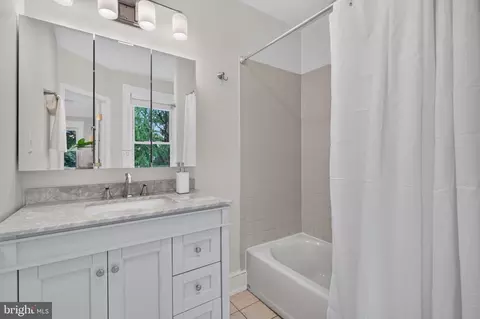 Bath - 524 4th St SE, Washington, DC 20003 photo 2 of 3