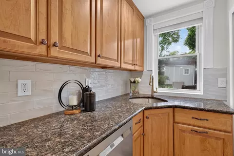Kitchen - 524 4th St SE, Washington, DC 20003 photo 5 of 6