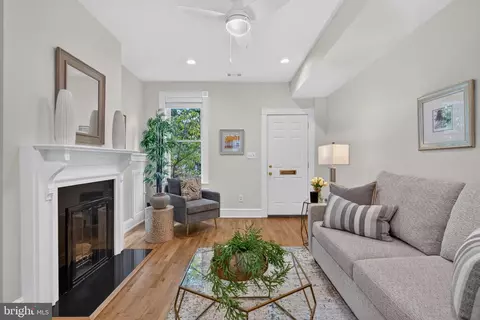 Other - 524 4th St SE, Washington, DC 20003 photo 4 of 9