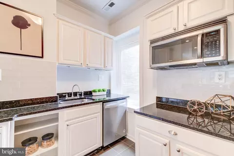Kitchen - 822 7th St NE #2, Washington, DC 20002 photo 4 of 4