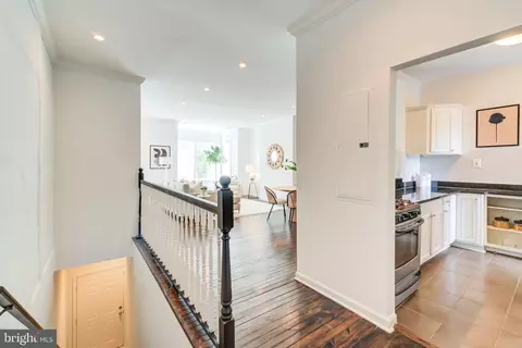 Entry Way - 822 7th St NE #2, Washington, DC 20002 photo 2 of 2