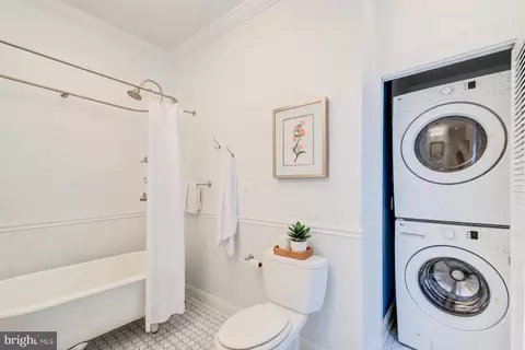 Other - 822 7th St NE #2, Washington, DC 20002 photo 8 of 17