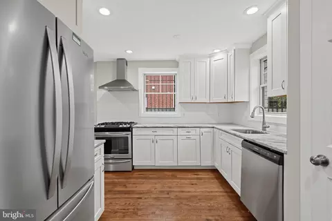 Kitchen - 4815 Bass Pl SE, Washington, DC 20019 photo 2 of 4