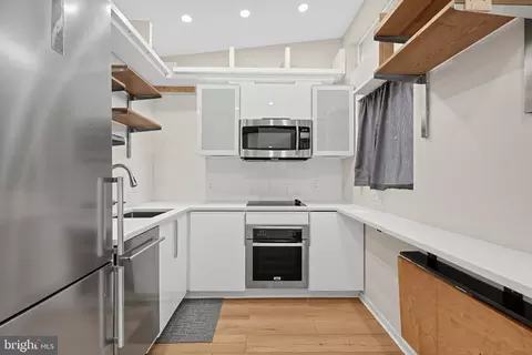 Kitchen - 4815 Bass Pl SE, Washington, DC 20019 photo 3 of 4