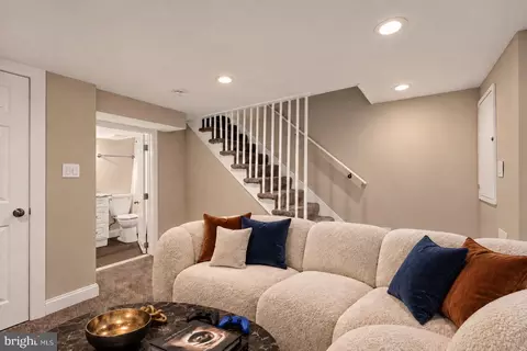 Entry Way - 4815 Bass Pl SE, Washington, DC 20019 photo 5 of 8