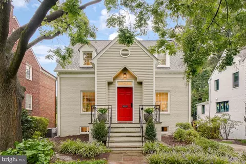 4512 Van Ness St NW, Washington, DC 20016
