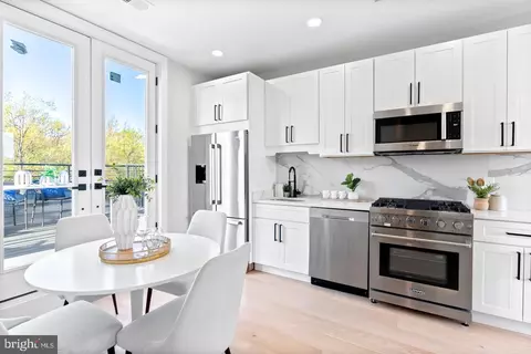 Kitchen - 2019 M St NE #PH9, Washington, DC 20002 photo 3 of 3