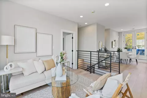 Entry Way - 2019 M St NE #PH9, Washington, DC 20002 photo 3 of 3